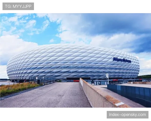 慕尼黑安联球场将启用全新LED环绕屏，主要用于提升现场观众体验及广告展示